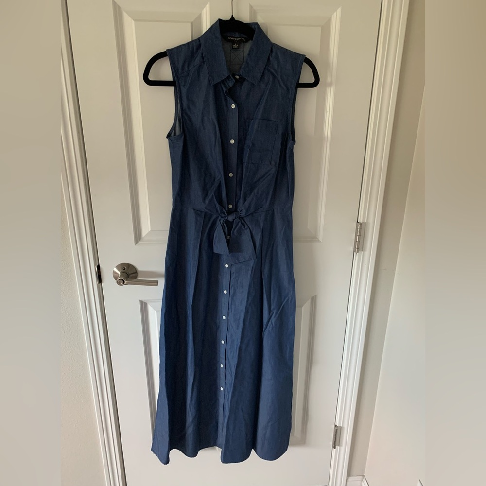 Sharagano Navy Sleeveless Midi Dress